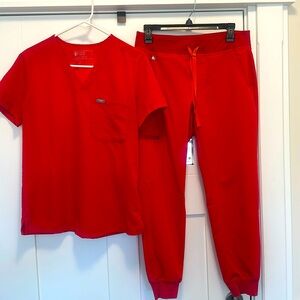 Red Figs Set size small top and small petite joggers